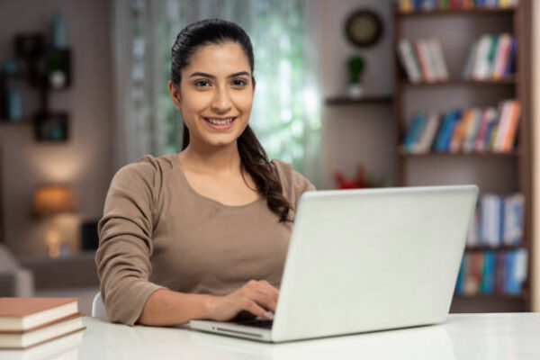 Adult, adult only, student, young women, India, Indian ethnicity,